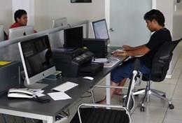 Freiwilligenarbeit im Ausland - Samoa : Journalismus Eine Journalismus - Praktikantin interviewed eine Gruppe aus Schüler/innen auf Samoa über ihre Berufswünsche.