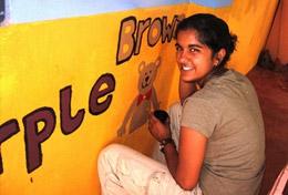Projekte im Ausland - Sri Lanka : Schulferien - Specials - Sozialarbeit Als Teil deines Freiwilligendienstes in Sri Lanka wirst du Schulgebäude verschönern und zum Beispiel Wandbilder gestalten.