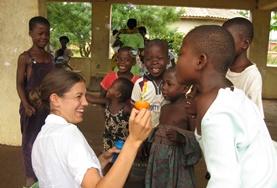 Sozialarbeit als Freiwilligendienst oder Praktikum im Ausland : Ghana Im Freiwilligendienst Sozialarbeit in Ghana wirst du mit Kindern in Kindertagesstätten oder mit Kindern mit speziellen Bedürfnissen zusammenarbeiten.