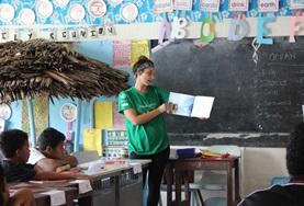 Sozialarbeit als Freiwilligendienst oder Praktikum im Ausland : Samoa Bringe den Kindern im Zentrum in Samoa während deines Freiwilligendienstes spielerisch etwas bei.