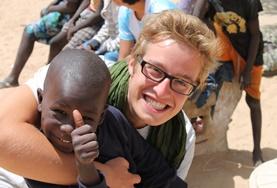 Projekte in Afrika - Senegal : Sozialarbeit Im Senegal kannst du dich mit Freiwilligenarbeit sozial für benachteiligte Kinder einsetzen.