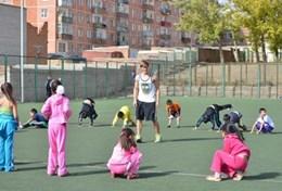 Praktikum im Ausland - die Mongolei : Sport - Praktikum In einer Schule wirst du als Freiwillige/r im Sport - Praktikum Schüler/innen in verschiedenen Altersgruppen trainieren.
