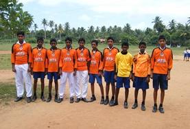 Projekte im Ausland - Sri Lanka : Sport - Praktikum In Sri Lanka hast du die Möglichkeit, als Freiwillige/r in unserem Sport - Projekt Kinder und Jugendliche aus benachteiligten Nachbarschaften an Sporttraining heranzuführen.