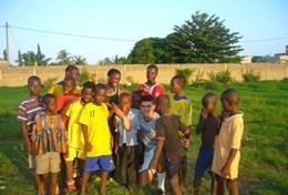 Projekte in Afrika - Togo : Sport - Praktikum Tackeln im Sport - Praktikum in Togo, wo sowohl als Schüler/in als auch als (Sport-) Student/in teilnehmen kannst.