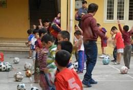 Projekte in Südostasien - Vietnam : Sport - Praktikum Im Sport - Projekt in Vietnam benötigen wir aufgrund der großen Klassen Hilfe von Freiwilligen, die uns beim Training der Schüler/innen unterstützen.