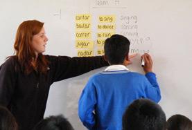 Projekte in Lateinamerika - Peru : Unterrichten Konjugation ist einer der Aspekt der englischen Sprache, den du als Assistenzlehrer/in in deinem Freiwilligendienst in Peru unterrichten wirst.
