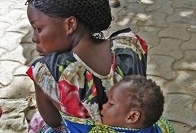 Projekte in Afrika - Togo : Sprachkurse Mit Sprachkenntnissen in Ewe hast du einen tollen Zugang zu den Einheimischen, die sich freuen, wenn du dich in ihrer Muttersprache mit ihnen verständigst.